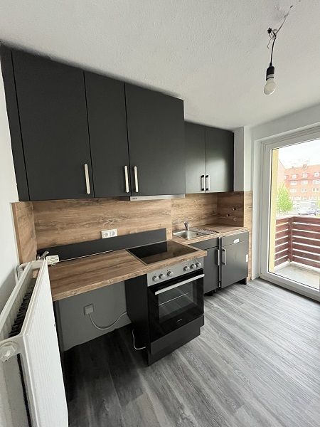 2,5 Zimmer Wohnung mit 2 Balkonen und Fahrstuhl direkt in der Innenstadt